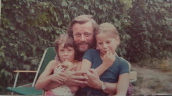 Rosan Coppes met vader en zus